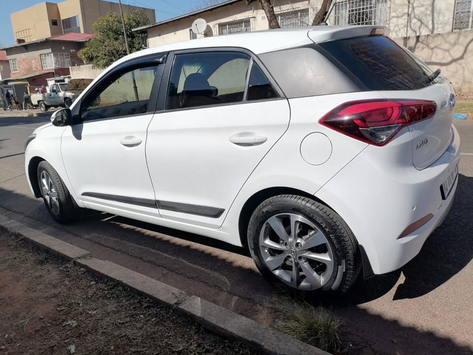 2016 HYUNDAI I20 MANUAL TRANSMISSION 1.4 FLUID IN EXCELLENT CONDITION