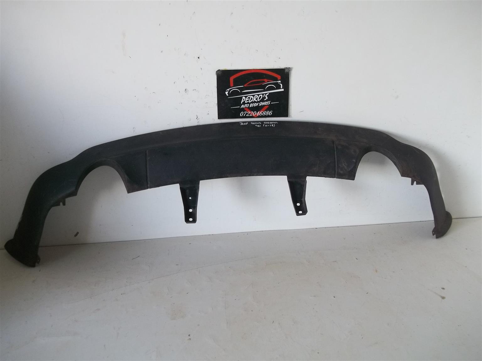Jeep Grand Cherokee '11-'21 rear bumper diffuser - Private Seller Jeep Grand Cherokee '11-'21 rear bumper diffuser - Private Seller