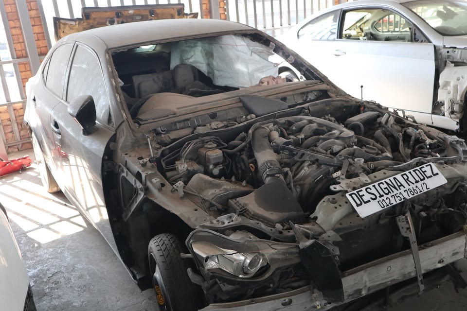 LEXUS IS350 STRIPPING FOR SPARES - Private Seller LEXUS IS350 STRIPPING FOR SPARES - Private Seller