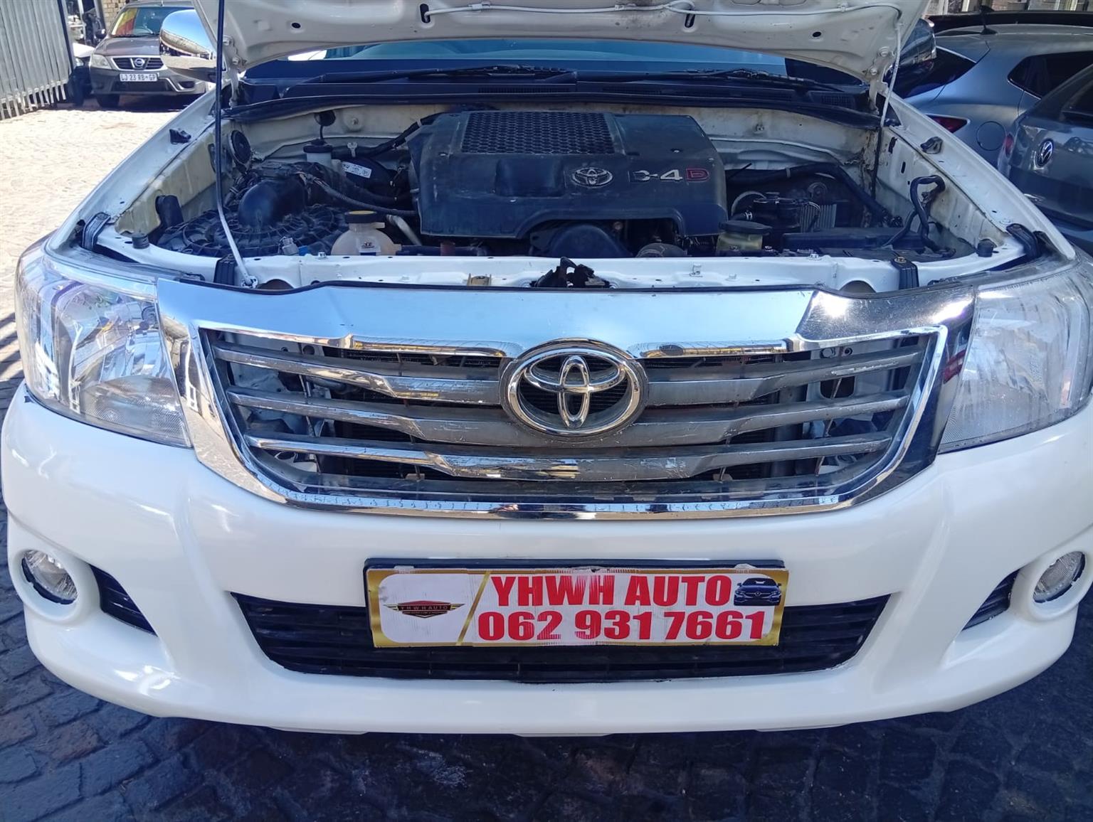 2011 Toyota Hilux 3.0 D4D High Raider SingleCab BOOT RAILINGSManual F