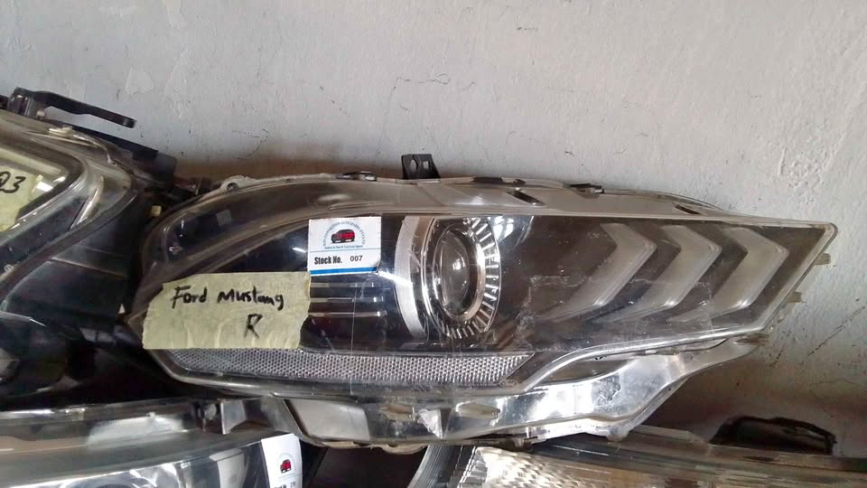 Ford mustang headlights - Private Seller Ford mustang headlights - Private Seller