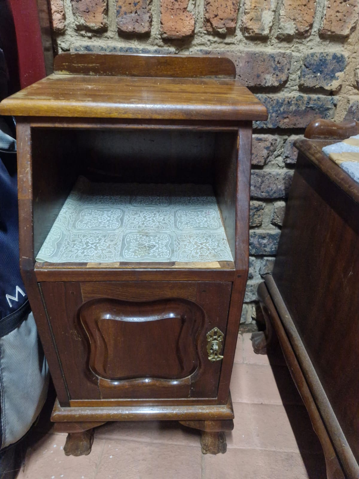 Imbuia Dressing Table with bedside post with classic ball and claw