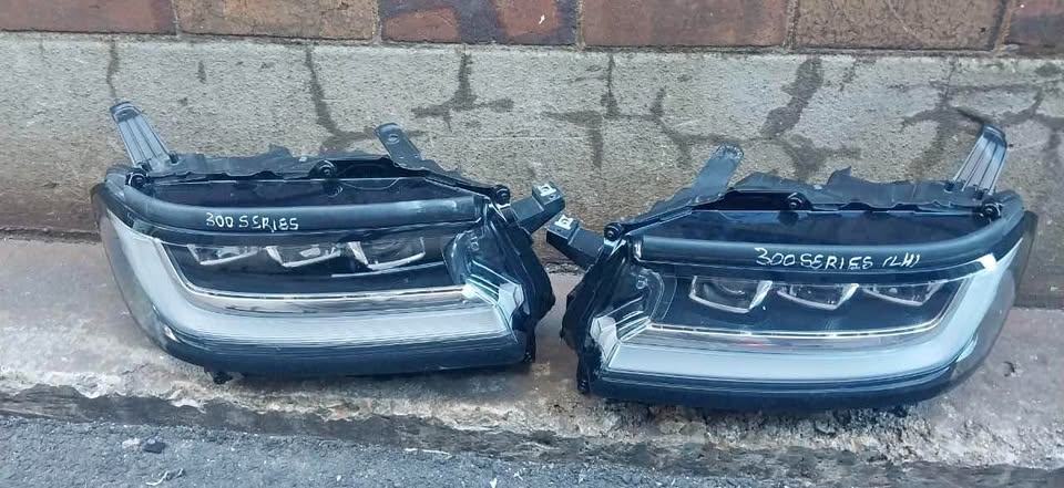 Toyota Land Cruiser L300 headlights - Private Seller Toyota Land Cruiser L300 headlights - Private Seller