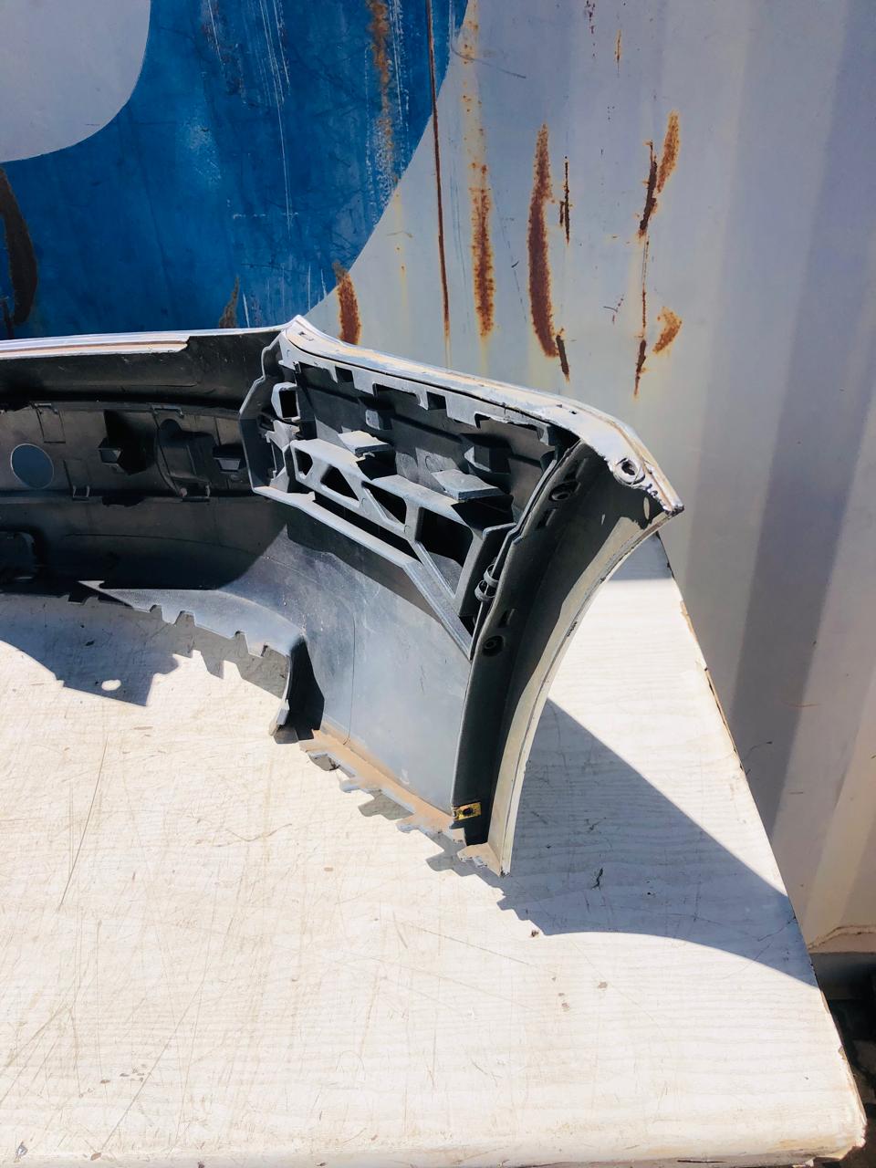 VW Touran front bumper (2003-2006) - Private Seller VW Touran front bumper (2003-2006) - Private Seller