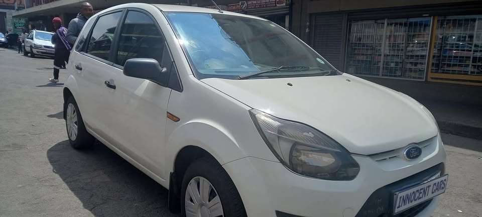 2011 FORD FIGO 1.4 MANUAL WHITE COLOUR, 131000KM
