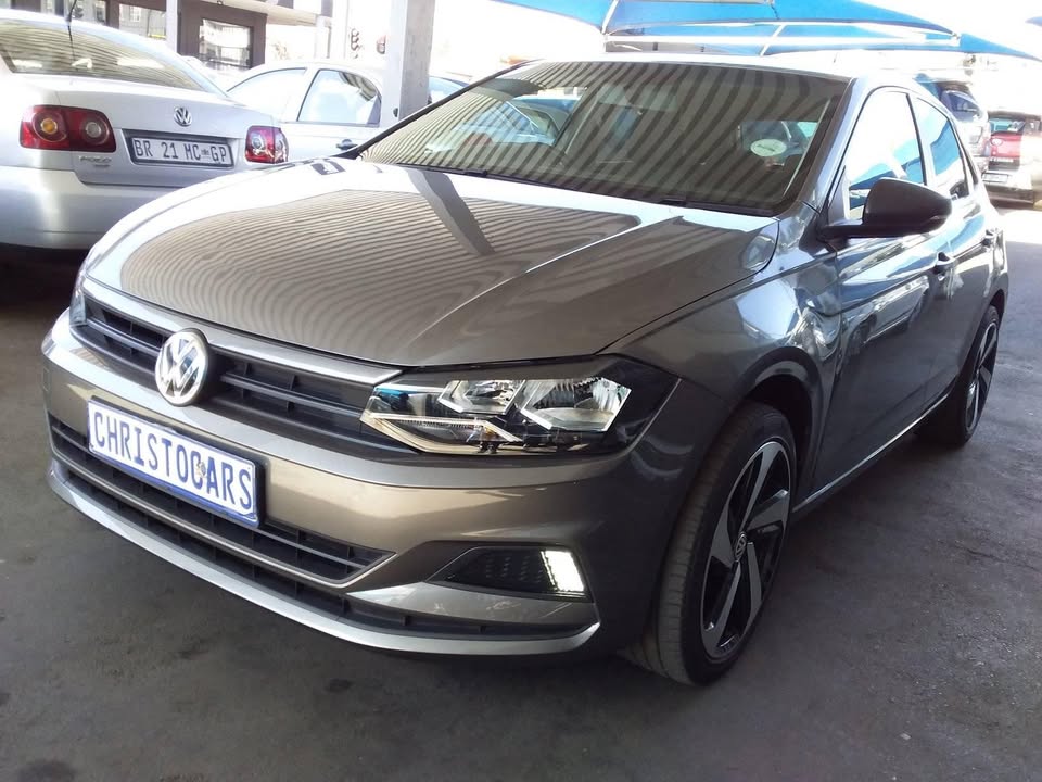 2018 model VW polo 8 comfort line manual petrol