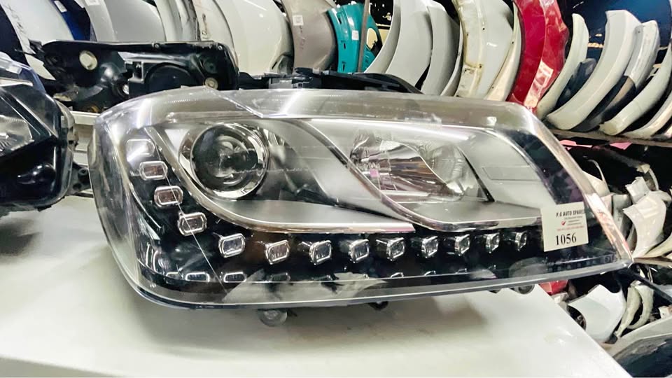 HAVAL H2 headlight - Private Seller HAVAL H2 headlight - Private Seller
