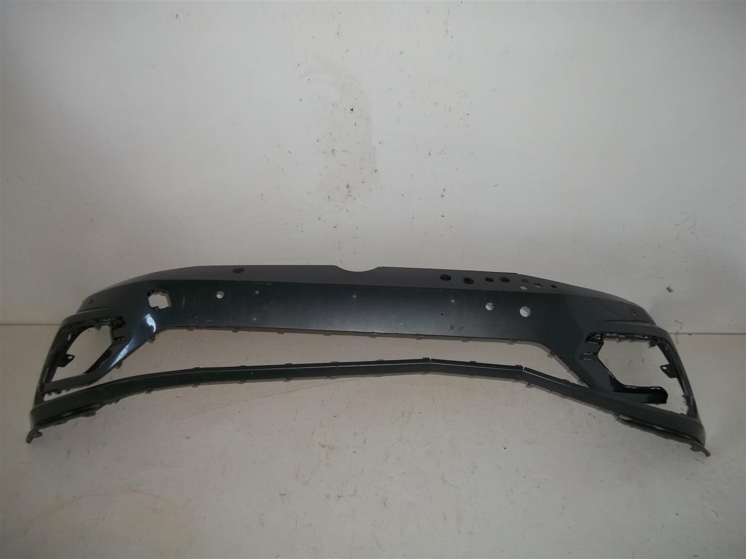 VW Golf 7 R-Line '17-'20 front bumper with PDC & washer holes - Private Seller VW Golf 7 R-Line '17-'20 front bumper with PDC & washer holes - Private Seller