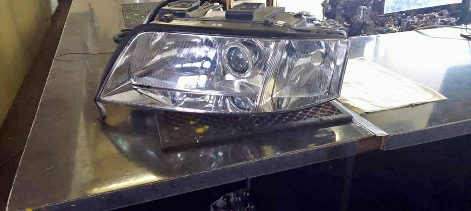 Audi A6 Headlight - Private Seller Audi A6 Headlight - Private Seller