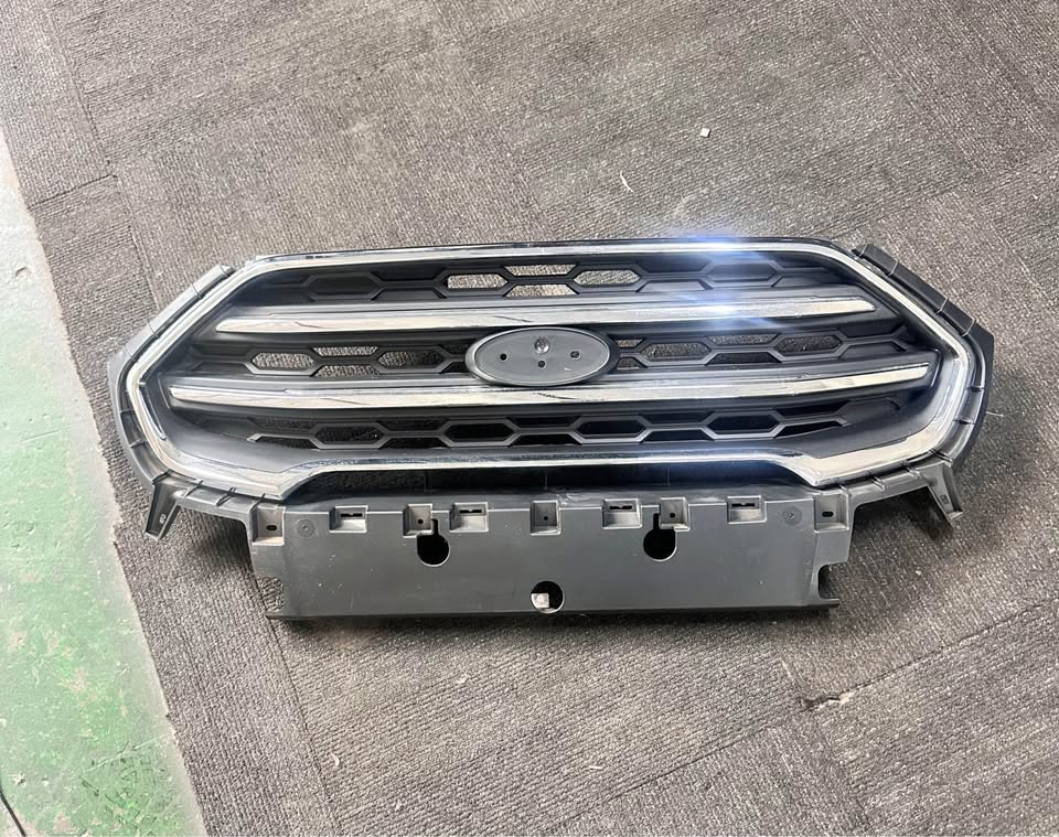 Ford Ecosport grill - Private Seller Ford Ecosport grill - Private Seller