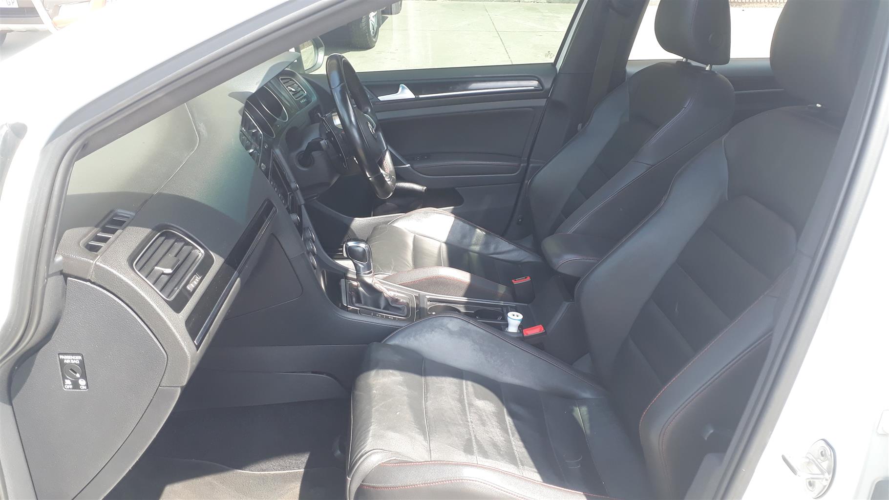 2014 Golf7 GTi 2.0 Comfortline Automatic Sunroof Hatchback