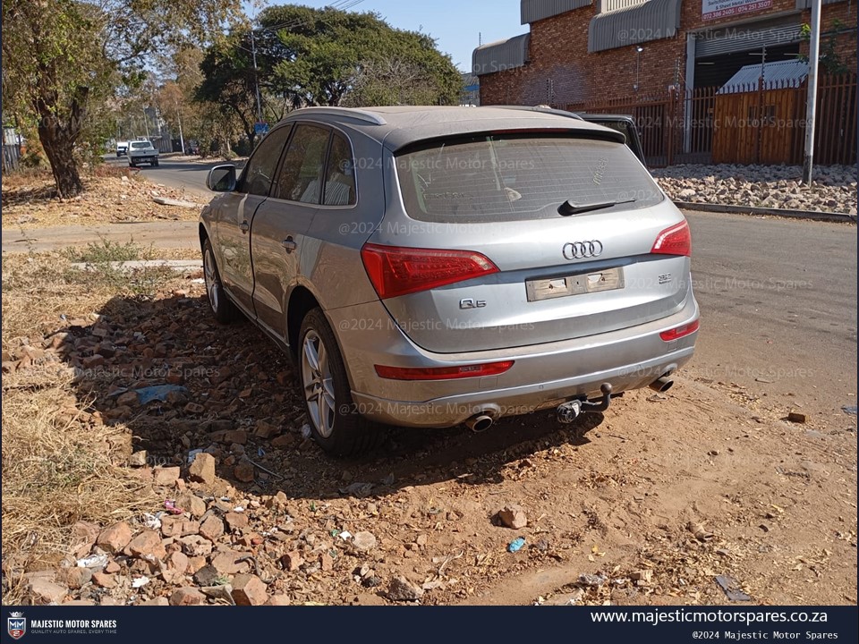 Audi Q5 3.2 CAL preface stripping used parts used spares