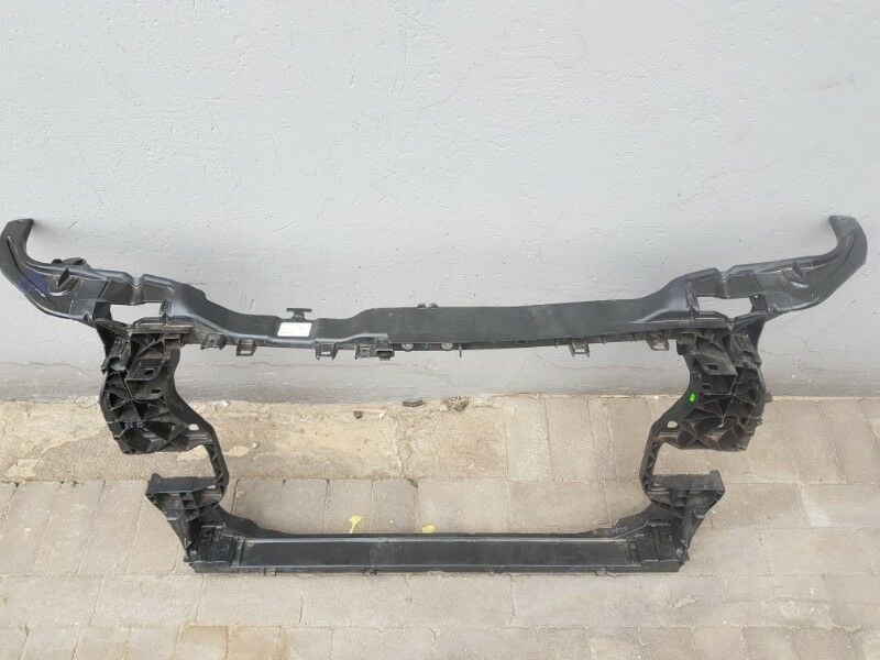 Audi Q5 Cradle / Front panel - Private Seller Audi Q5 Cradle / Front panel - Private Seller