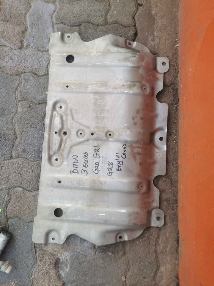 BMW G20 and G21 engine cover - Private Seller BMW G20 and G21 engine cover - Private Seller