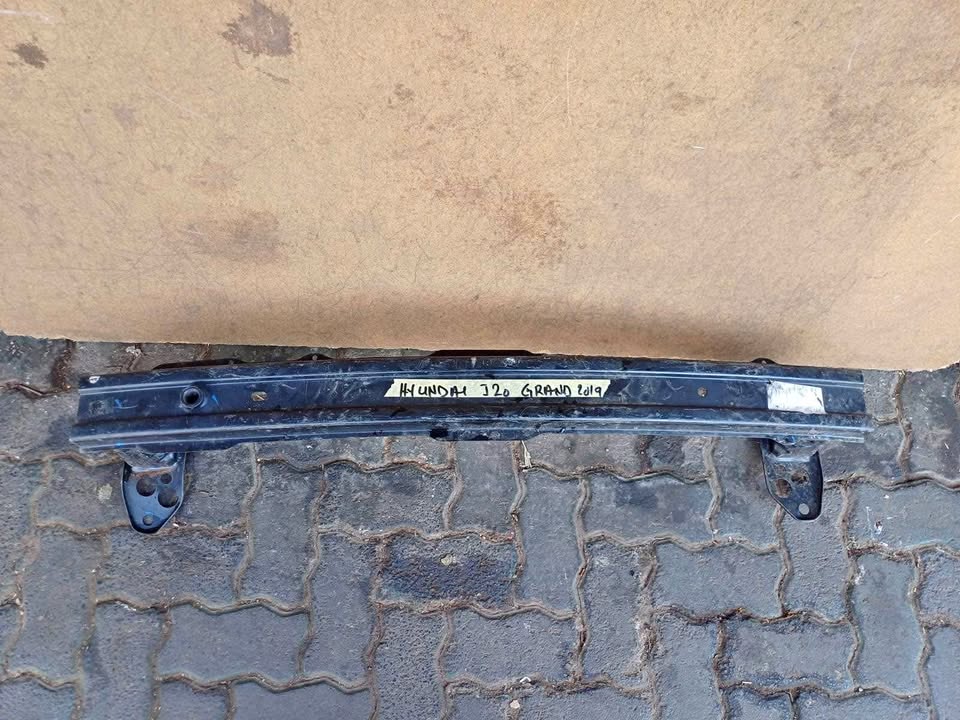 Hyundai i20 Grand stiffener 2019 - Private Seller Hyundai i20 Grand stiffener 2019 - Private Seller