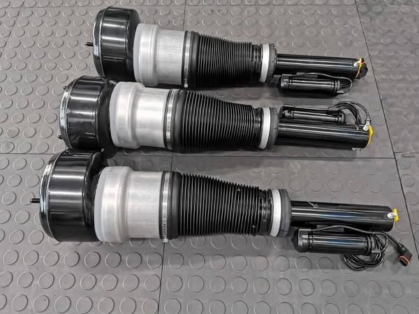 NEW MERCEDES BENZ W221 S-CLASS FRONT AIRMATIC SHOCKS FOR S350 S500 AVAILABLE - Private Seller