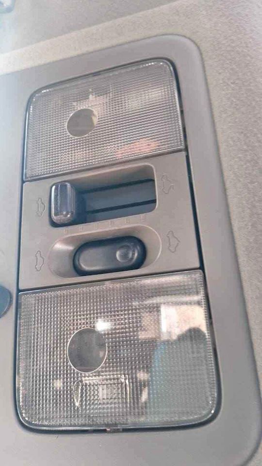 Nissan Murano interior lamp and sun roof control panel - Private Seller Nissan Murano interior lamp and sun roof control panel - Private Seller