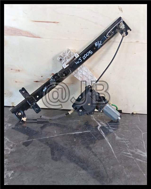 Jeep Grand Cherokee WJ Window Mechanisms. -Jeep Spares - Private Seller Jeep Grand Cherokee WJ Window Mechanisms. -Jeep Spares - Private Seller