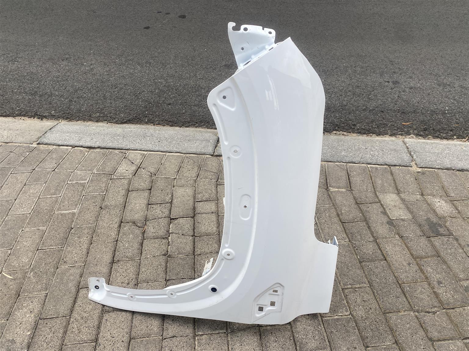 2024 RENAULT KIGER LEFT FRONT FENDER FOR SALE. IN PRISTINE CONDITION - Private Seller 2024 RENAULT KIGER LEFT FRONT FENDER FOR SALE. IN PRISTINE CONDITION - Private Seller