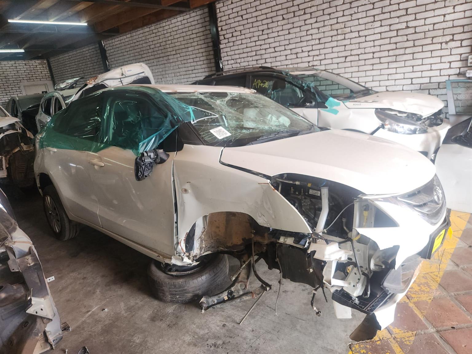 2020 STARLET 1.4 WHITE Spares Stripping