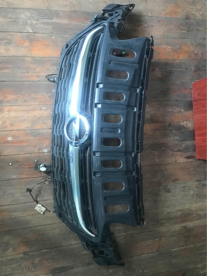 2018 Opel Corsa main grill for sale - Private Seller 2018 Opel Corsa main grill for sale - Private Seller