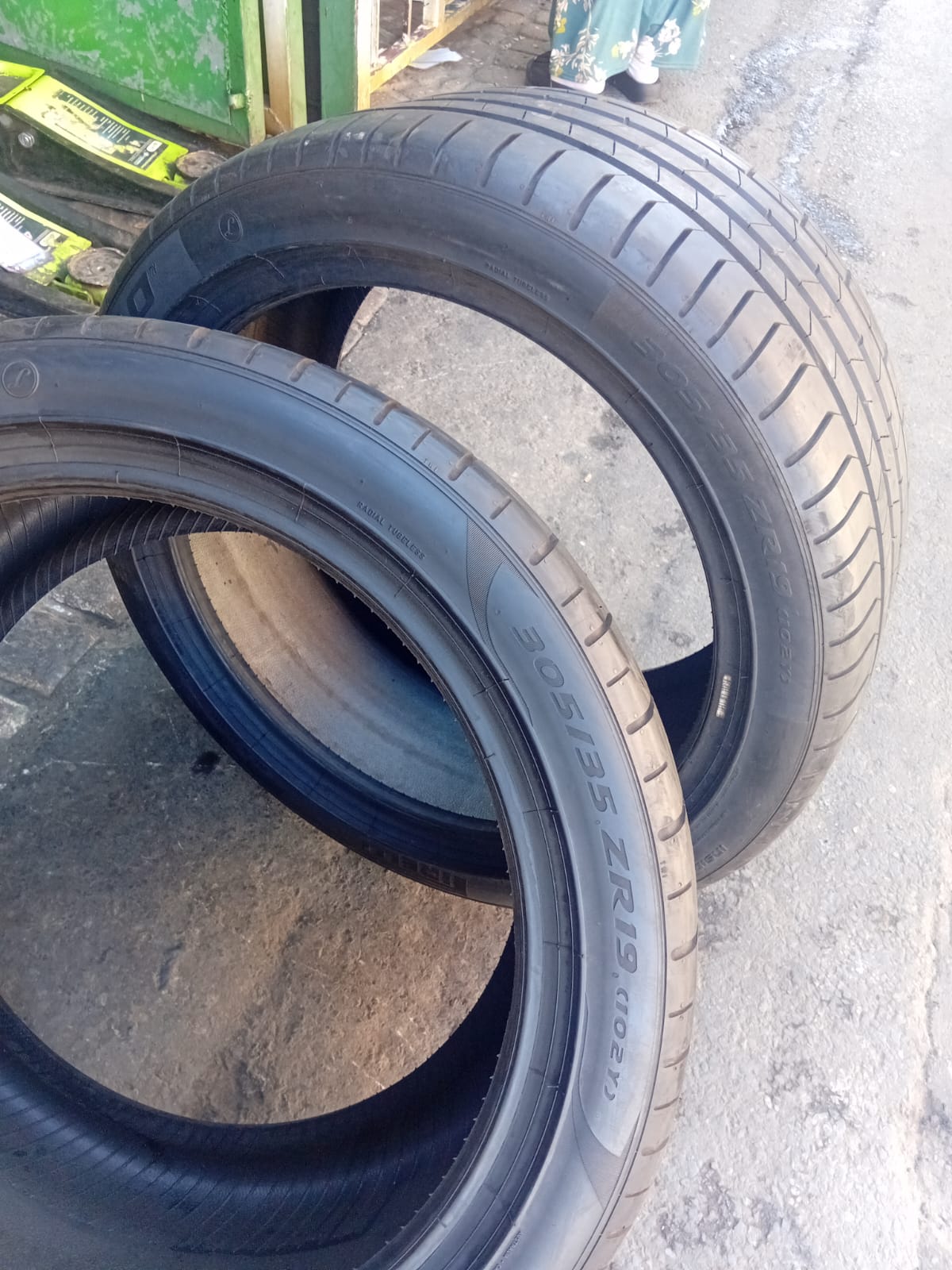 305/35/19 × 2 Pirelli Pzerro tyres with 99% life - Private Seller