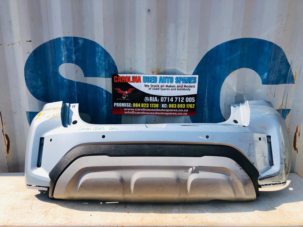車のパーツ 2054017 Used Suzuki Fronx and Toyota Starlet Cross rear/back bumper with
