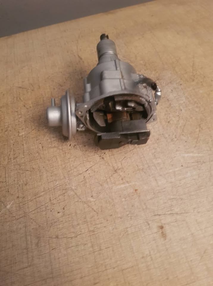 NISSAN SENTRA E13. E15 OR E16 DISTRIBUTOR FORSALE - Private Seller