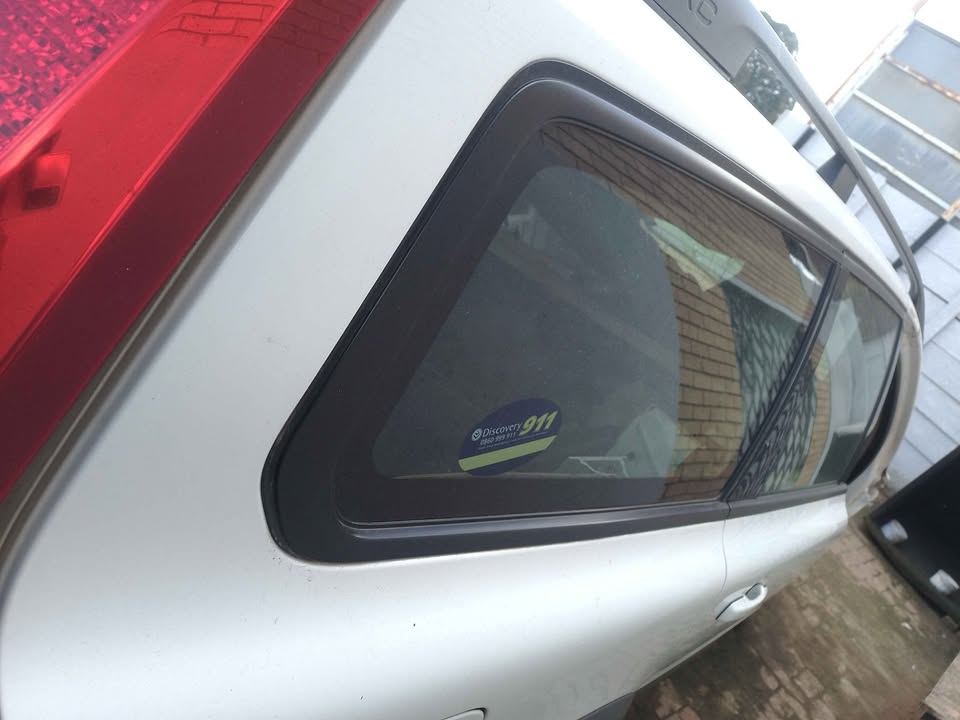 VOLVO XC70 2010 REAR RIGHT GLASS AVAILABLE DELIVERY AVAILABLE COUNTRY WIDE - Private Seller VOLVO XC70 2010 REAR RIGHT GLASS AVAILABLE DELIVERY AVAILABLE COUNTRY WIDE - Private Seller