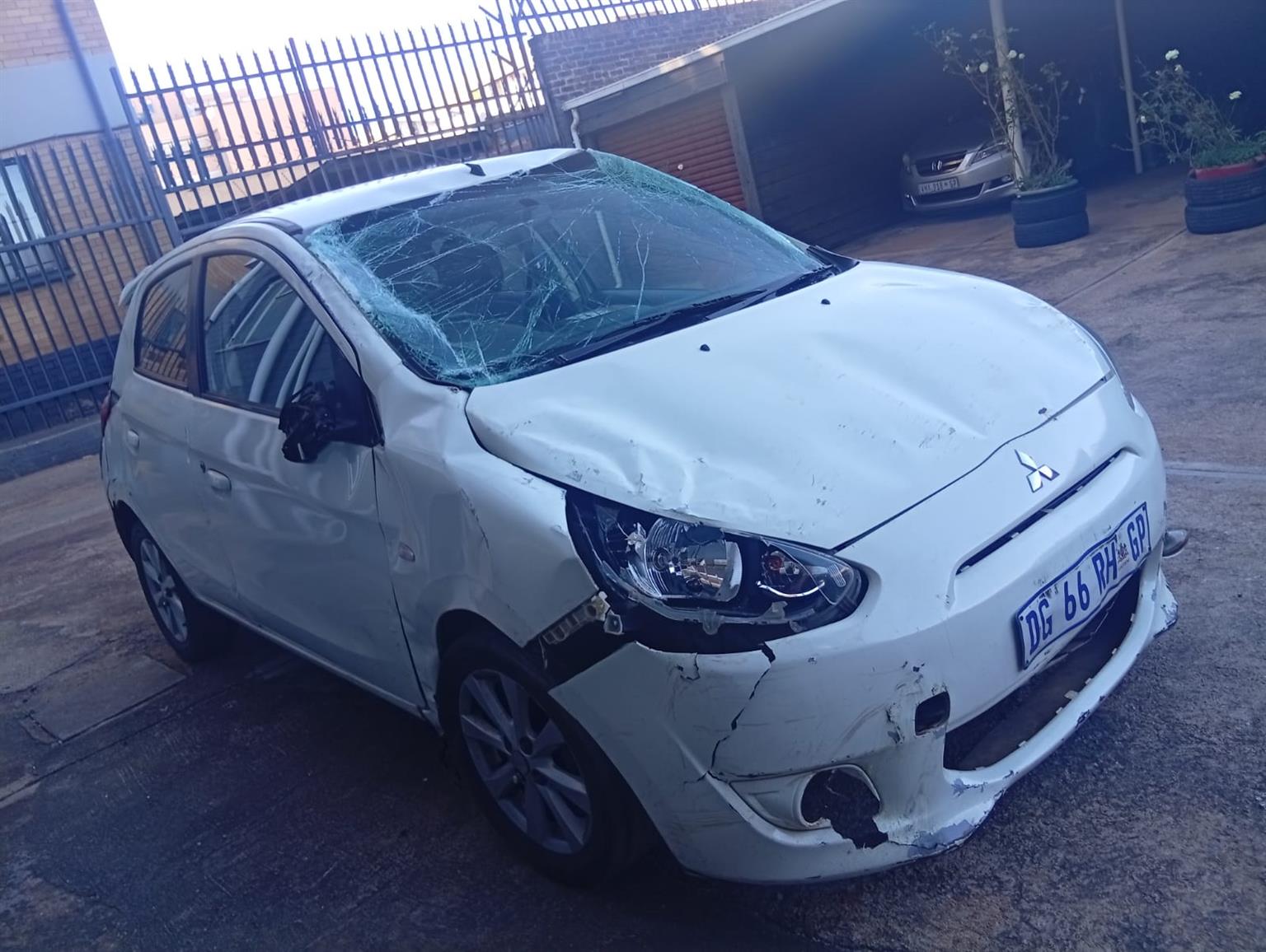 2014 accident damage mitsubishi mairage