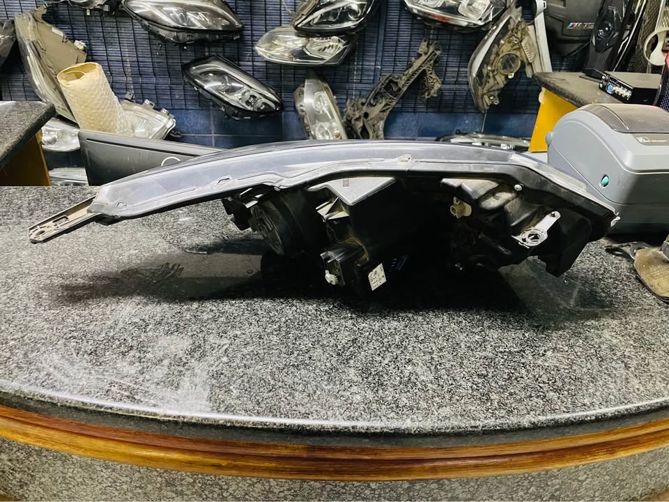 Honda HRV LHS headlight