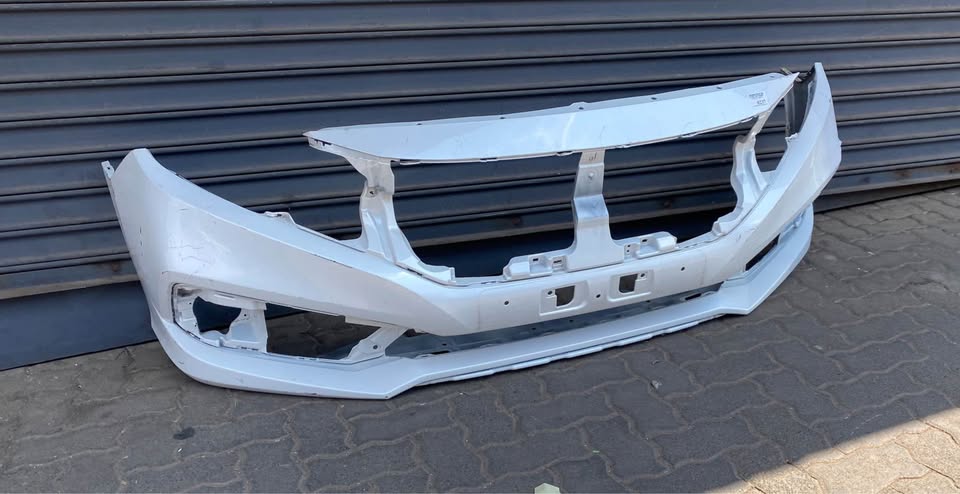 Honda civic 2018 front bumper - Private Seller Honda civic 2018 front bumper - Private Seller