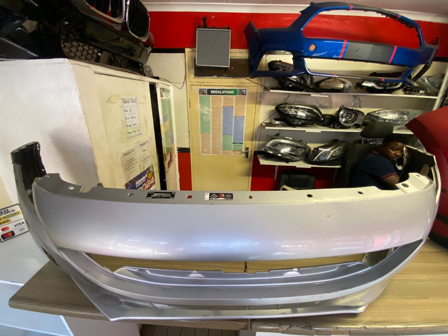 2019 VOLVO V40 FRONT BUMPER AVAILABLE FOR SALE - Private Seller