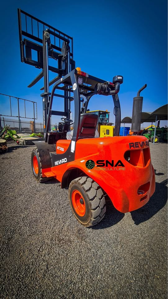 AT35D Forklift Revaro | Junk Mail Marketplace