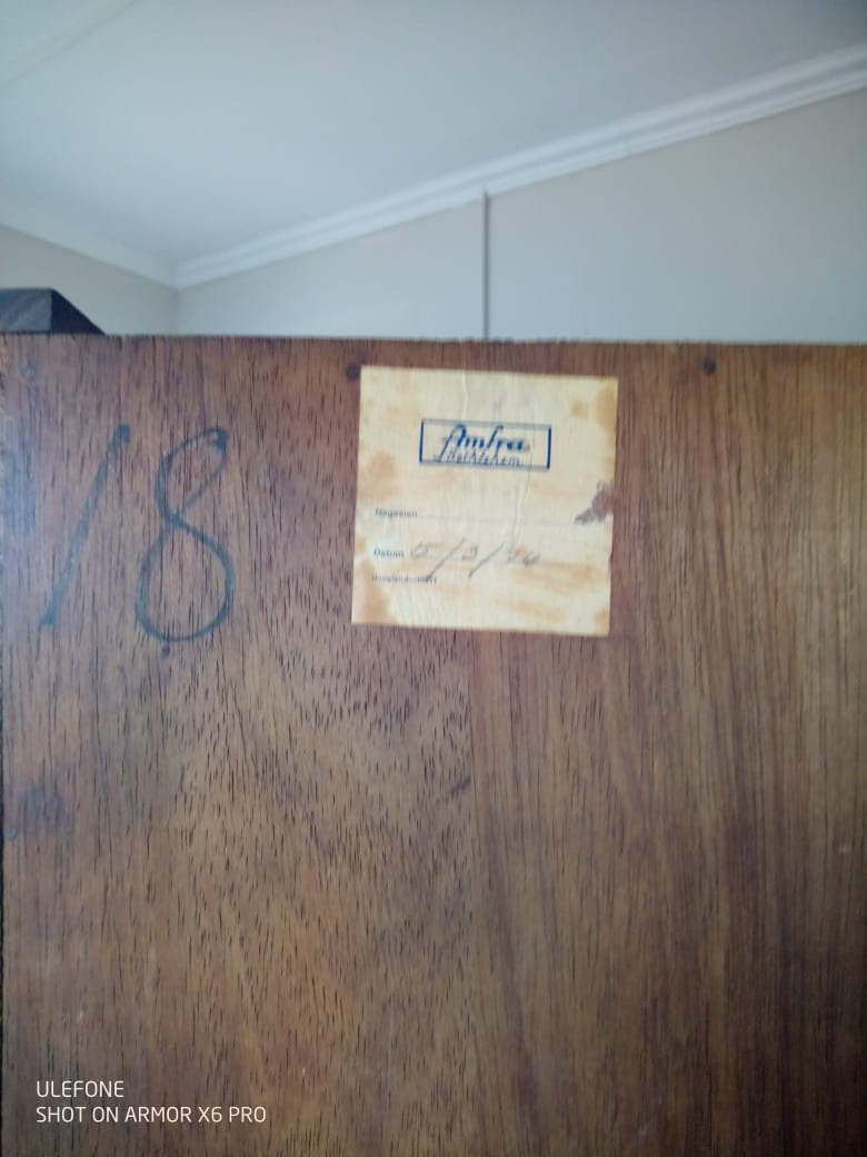 Selling a Amfra bethlehem bedroom set