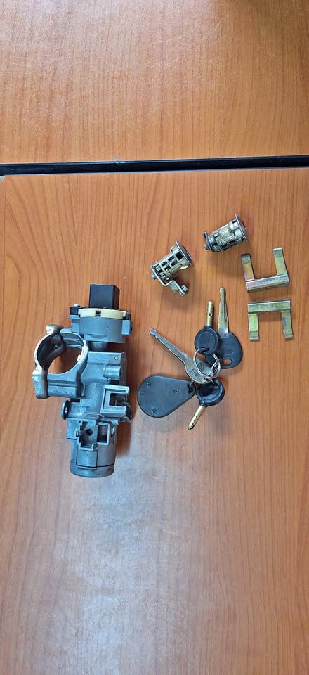 Ford Ranger 2.5 WL l9ckset availableCall or whatsapp Wesley - Private Seller Ford Ranger 2.5 WL l9ckset availableCall or whatsapp Wesley - Private Seller
