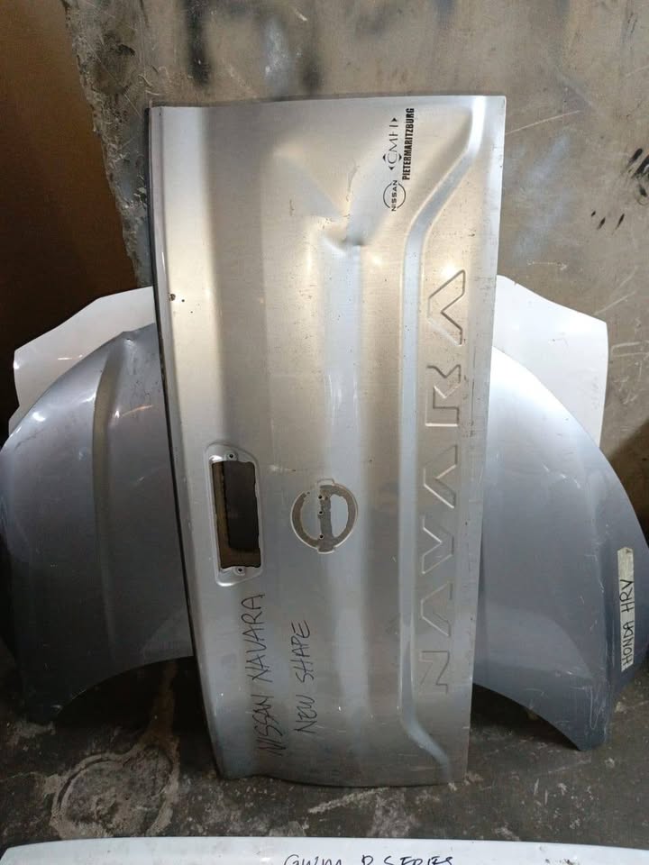 Nissan Navara New shape Tailgate - Private Seller Nissan Navara New shape Tailgate - Private Seller