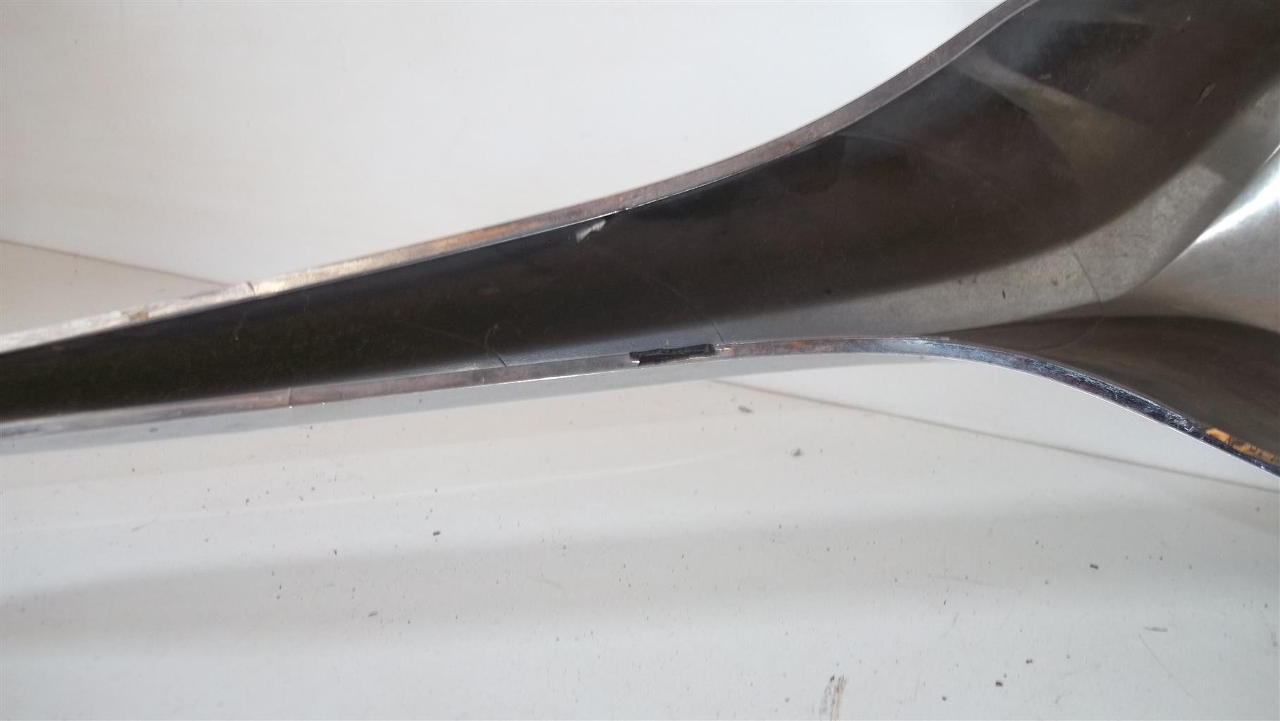 Mazda CX5 grille chrome - Private Seller Mazda CX5 grille chrome - Private Seller