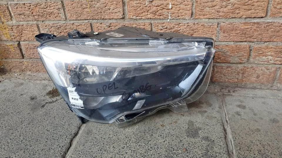 Opel Combo headlight - Private Seller Opel Combo headlight - Private Seller