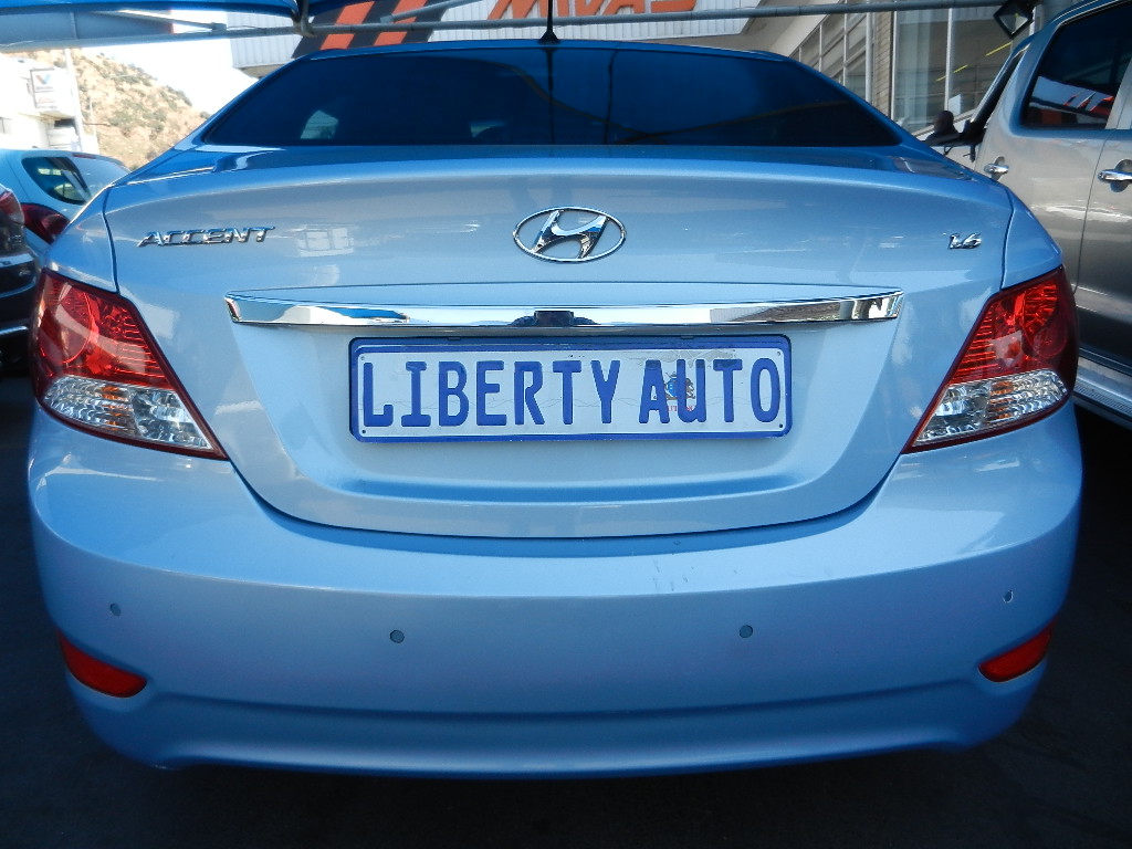 2016 Hyundai Accent sedan 1.6 Fluid