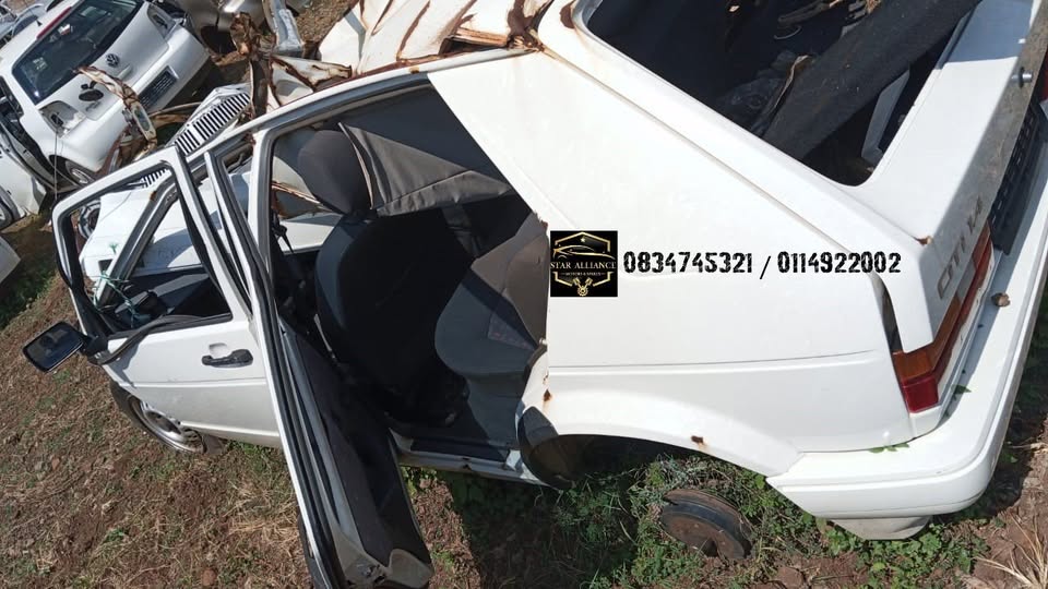 VW GOLF 1 STRIPPING FOR SPARES - Private Seller