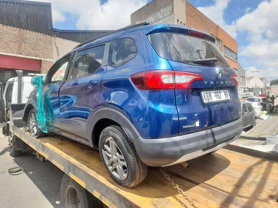 2014 RENAULT TRIBER STRIPPING FOR PARTS - Private Seller 2014 RENAULT TRIBER STRIPPING FOR PARTS - Private Seller