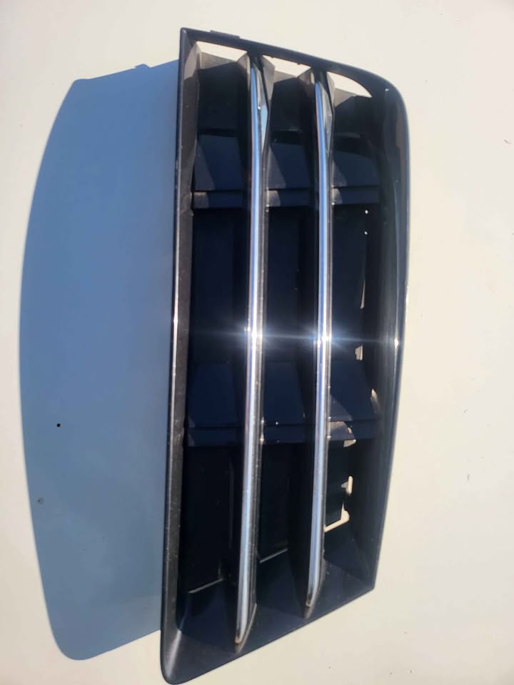 2022 Audi A4 B9 spotlight cover (right) - Private Seller