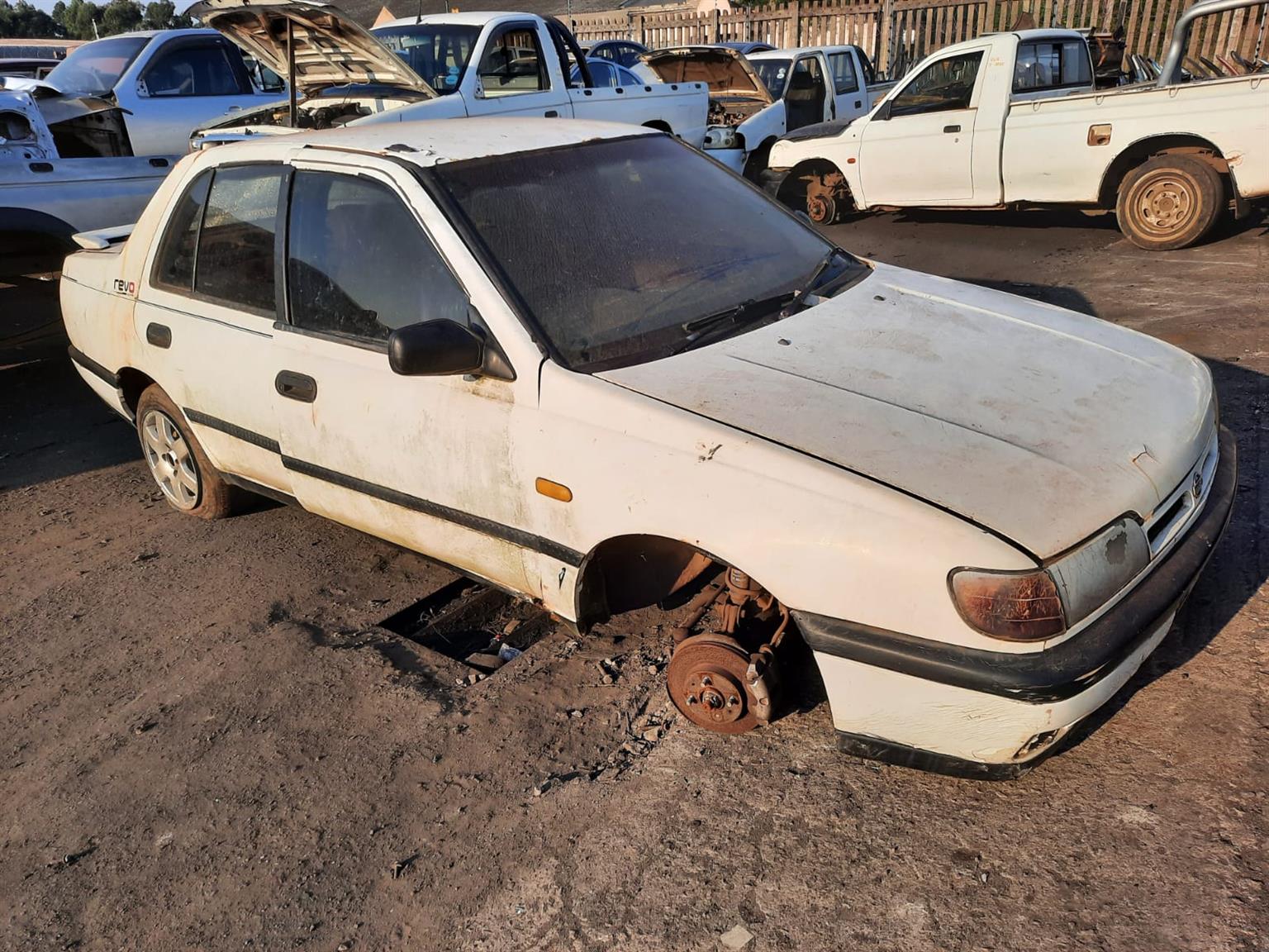 2003 Nissan Sentra 1.6 - Stripping for Spares