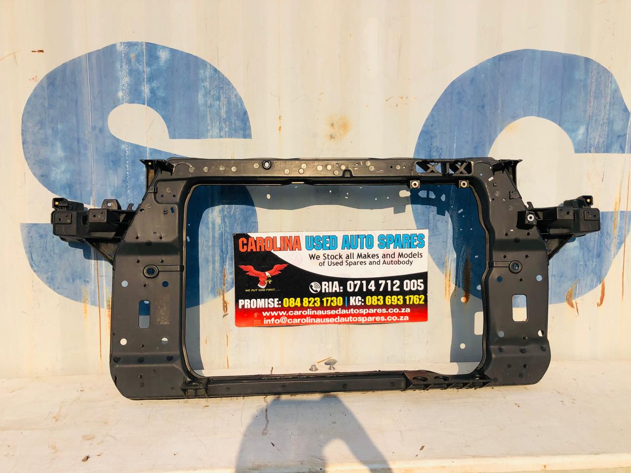 Hyundai IX35 radiator cradle (09-15) - Private Seller Hyundai IX35 radiator cradle (09-15) - Private Seller