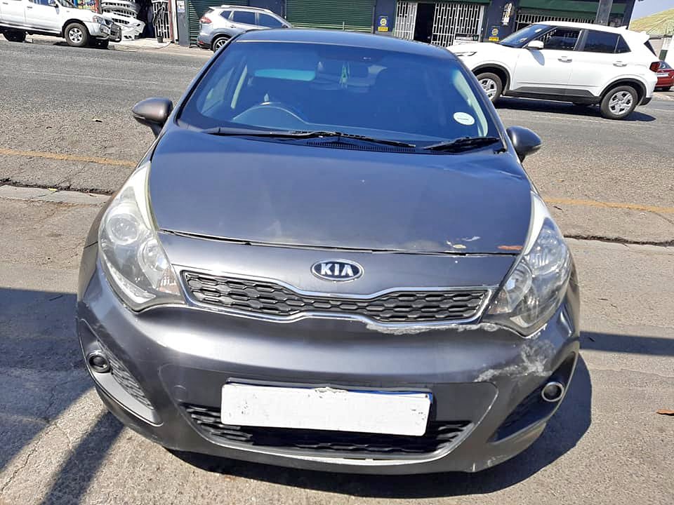 2013 Kia Rio 1.4 Tec Hatchback with a leather