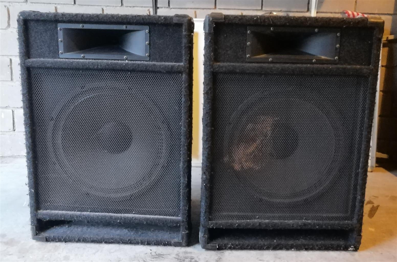 2 x 15"  PA Speakers (Old) 2 x 15"  PA Speakers (Old)