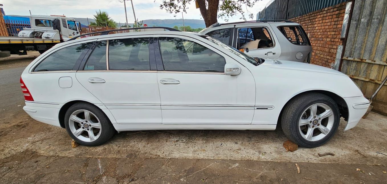 Mercedes C240 car doors for sale used shell - Private Seller Mercedes C240 car doors for sale used shell - Private Seller