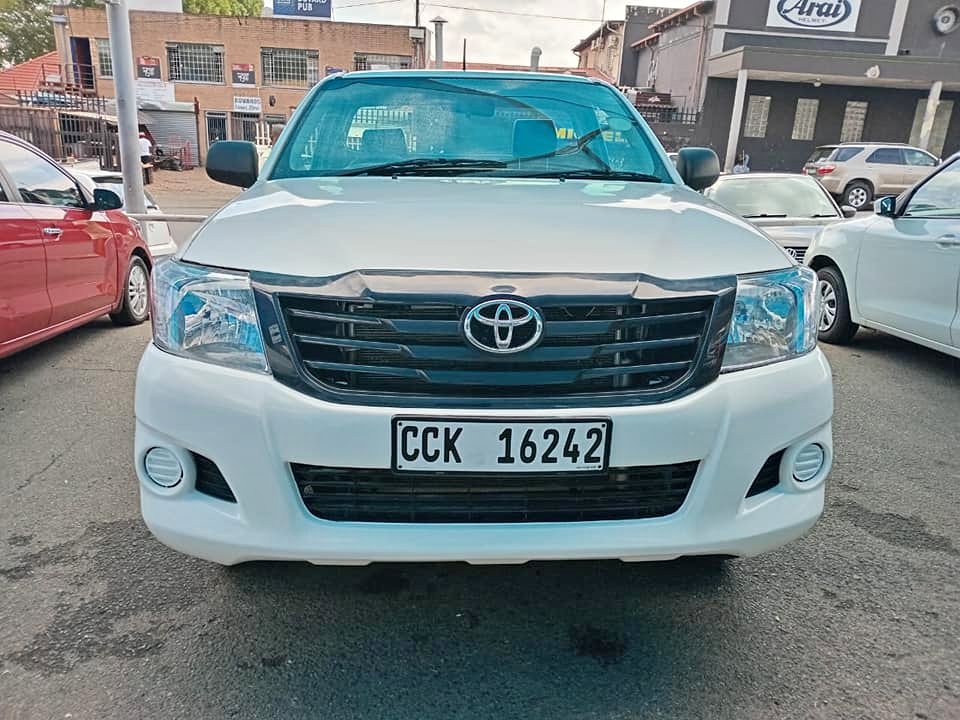 2015 TOYOTA HILUX 2.5 SINGLE CAB (DIESEL)