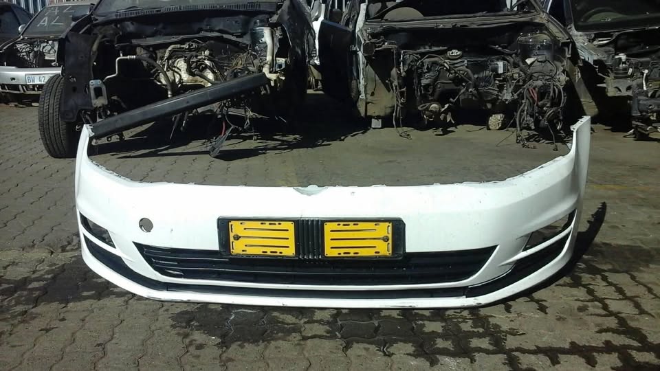GOLF 7 TSI FRONT BUMPER